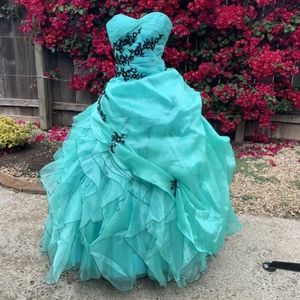 Ball gown dress
